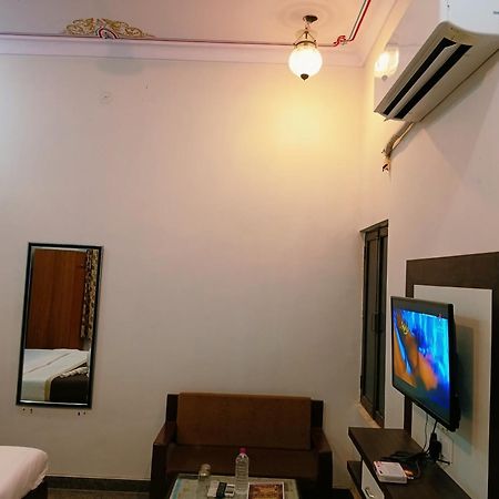 Hotel Mewad Haveli Пушкар Екстериор снимка
