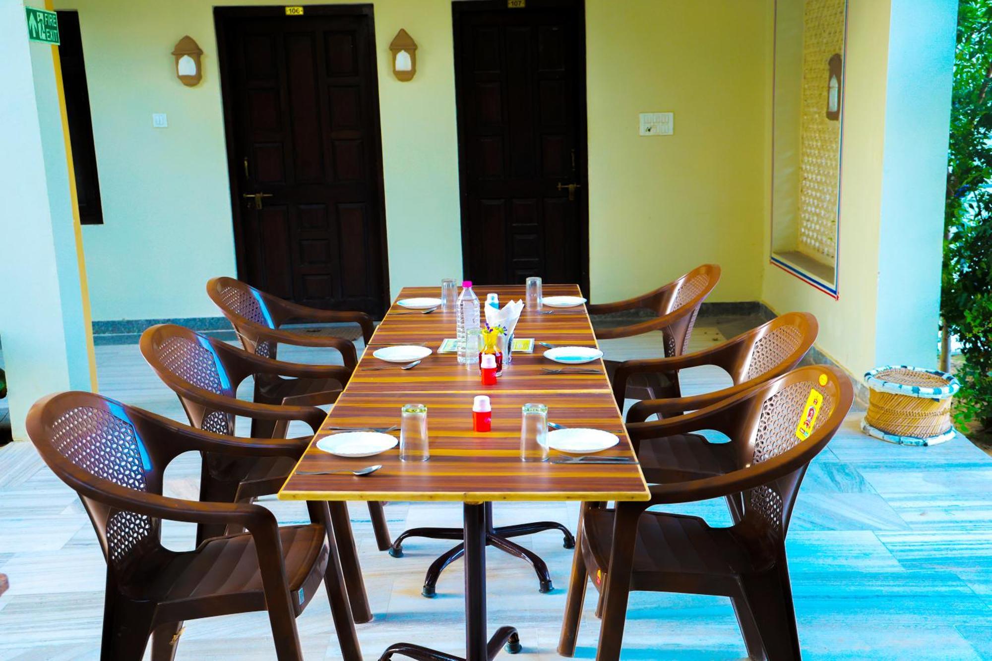 Hotel Mewad Haveli Пушкар Екстериор снимка