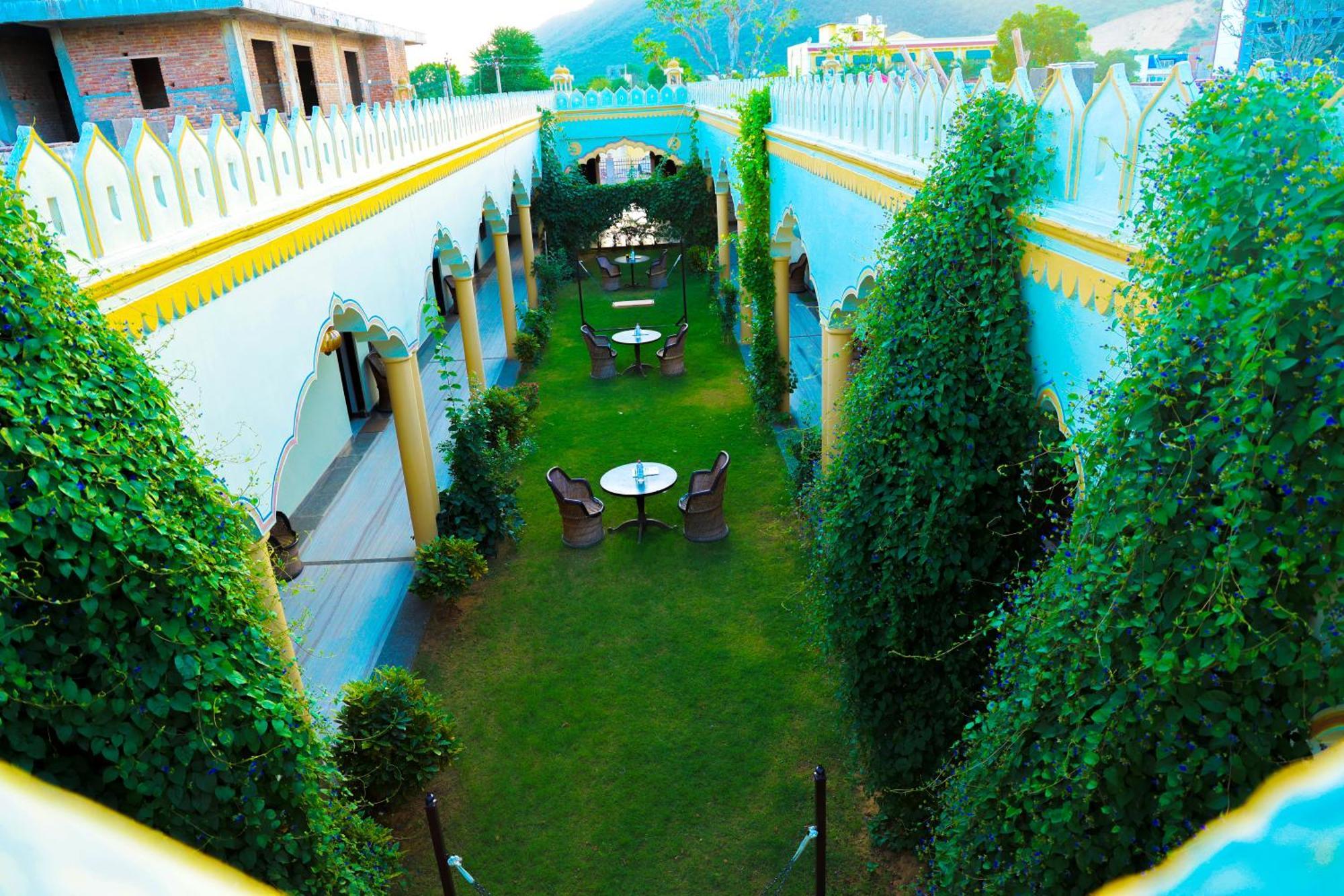 Hotel Mewad Haveli Пушкар Екстериор снимка