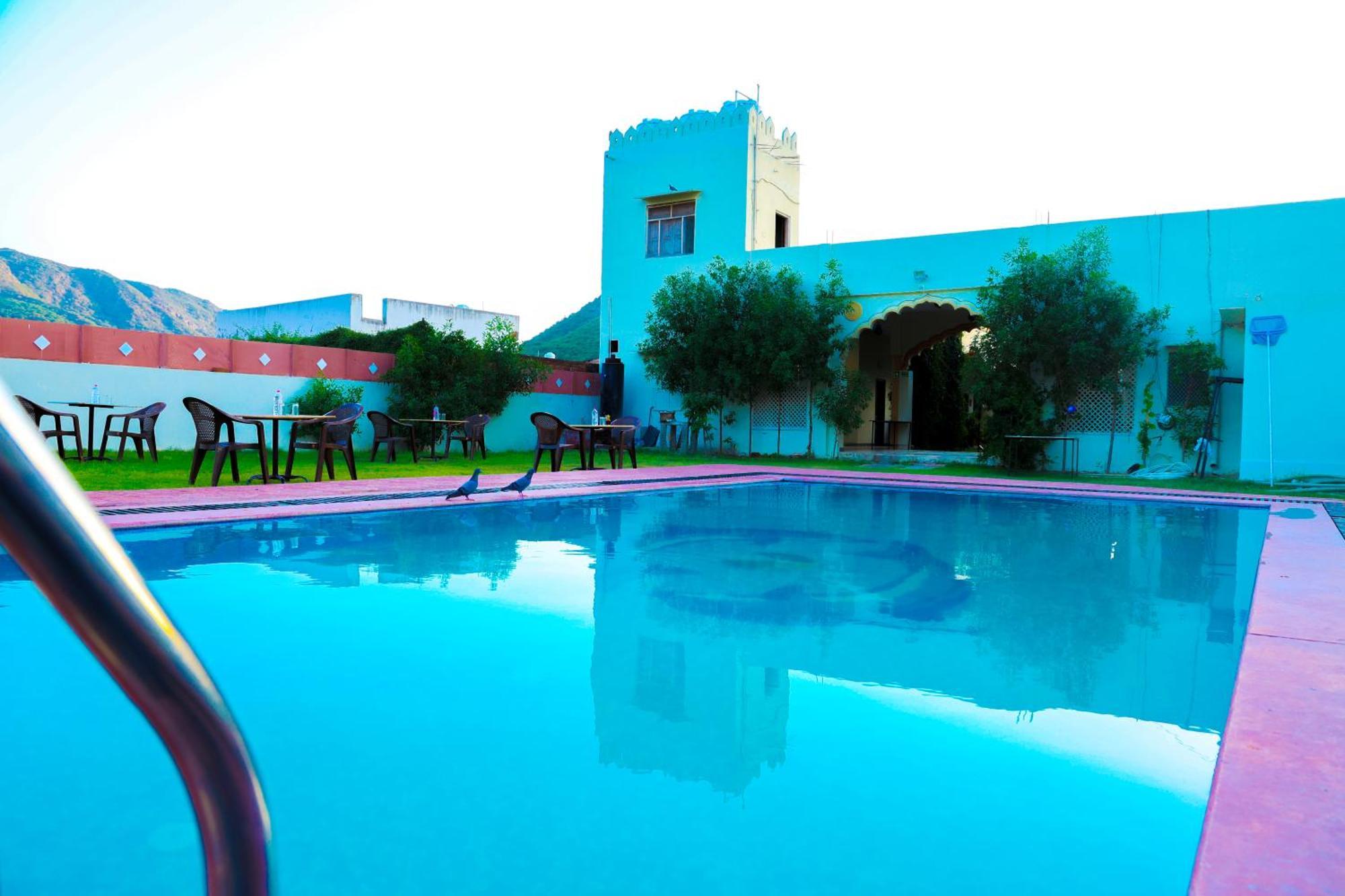 Hotel Mewad Haveli Пушкар Екстериор снимка