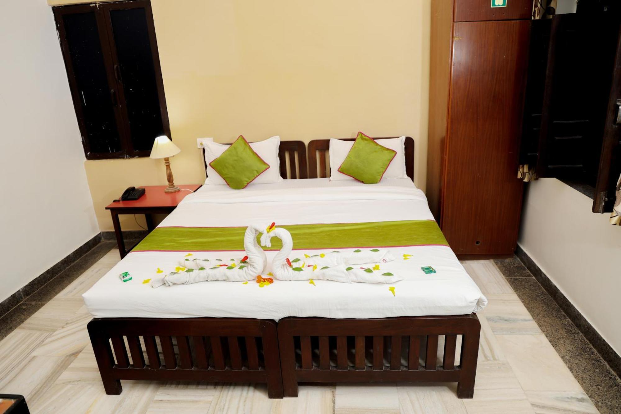 Hotel Mewad Haveli Пушкар Екстериор снимка