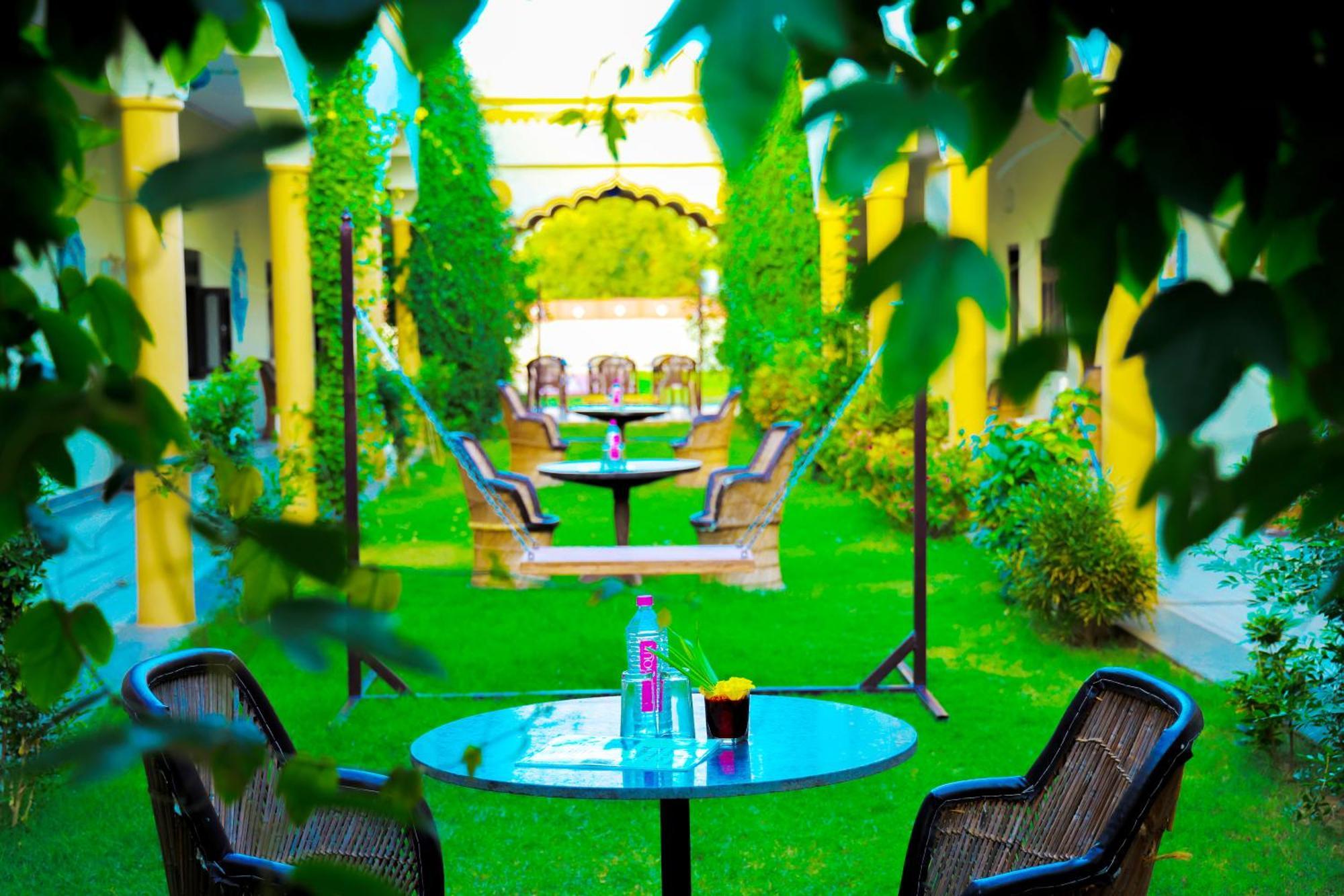 Hotel Mewad Haveli Пушкар Екстериор снимка