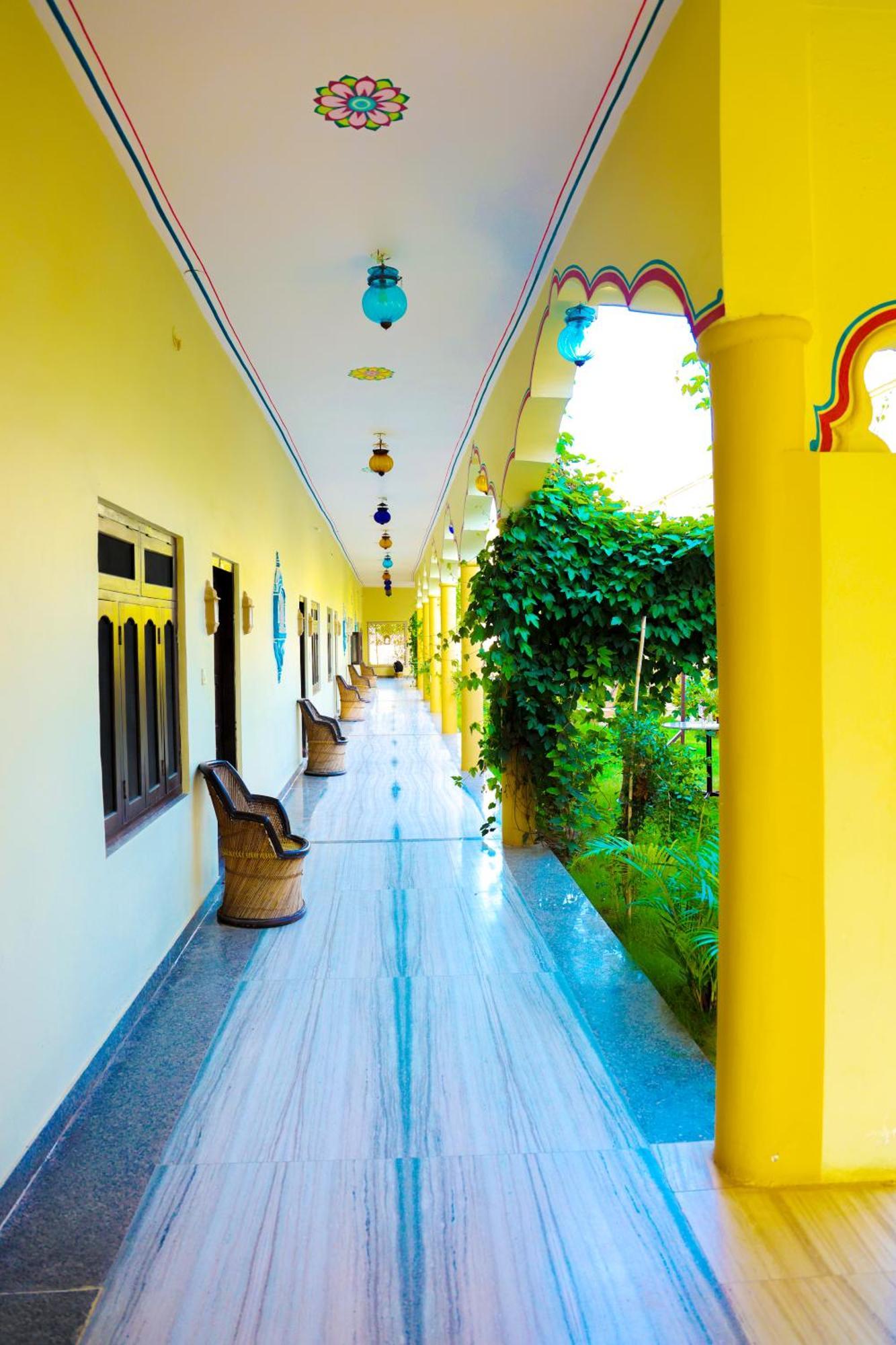 Hotel Mewad Haveli Пушкар Екстериор снимка