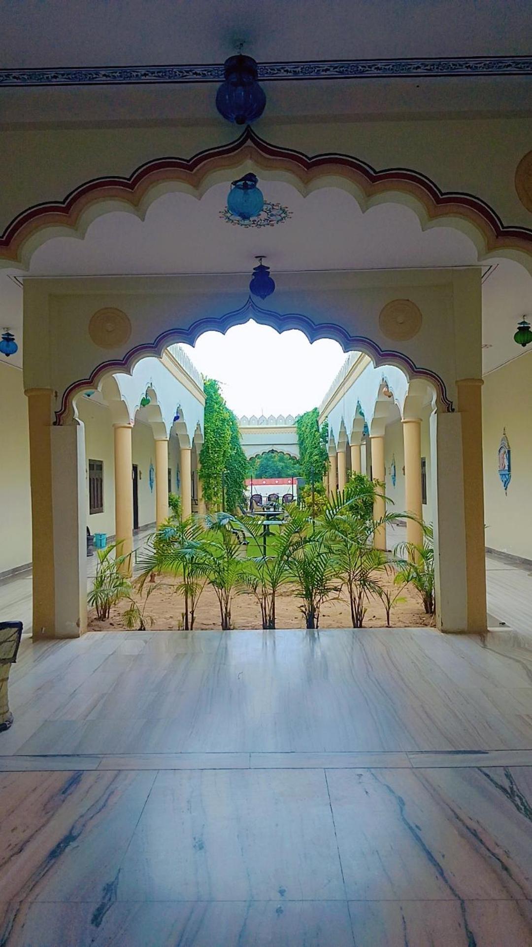 Hotel Mewad Haveli Пушкар Екстериор снимка