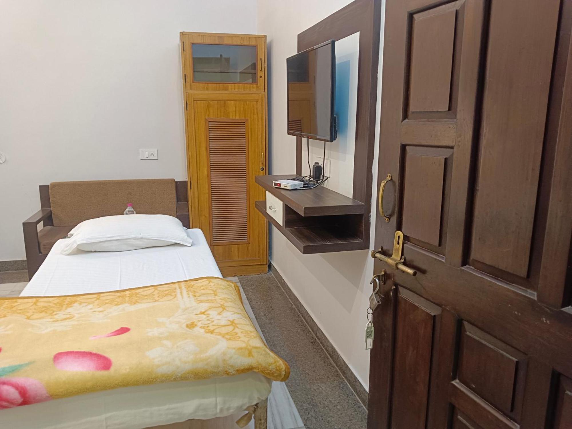 Hotel Mewad Haveli Пушкар Екстериор снимка
