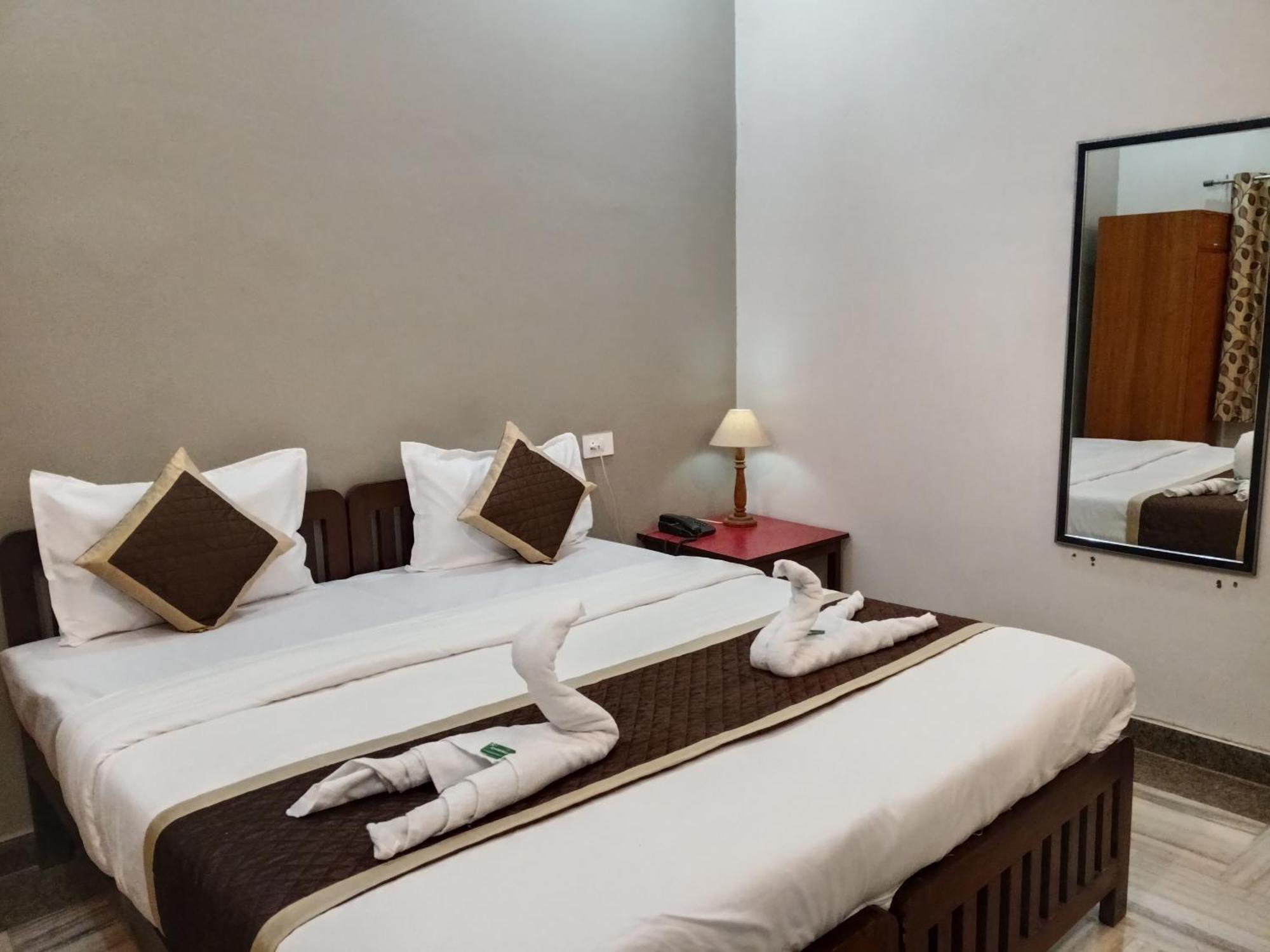 Hotel Mewad Haveli Пушкар Екстериор снимка